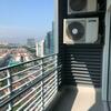 Thumb balcony