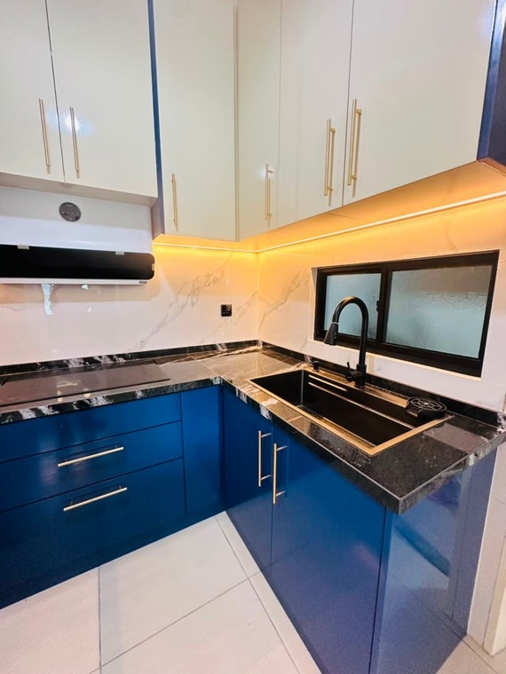 Kitchen Cabinet