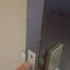 Thumb 7   door crack