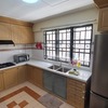 Thumb kitchen