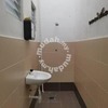 Thumb bathroom 1 a