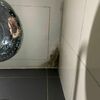 Thumb wall seepage