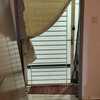 Thumb door frame 2